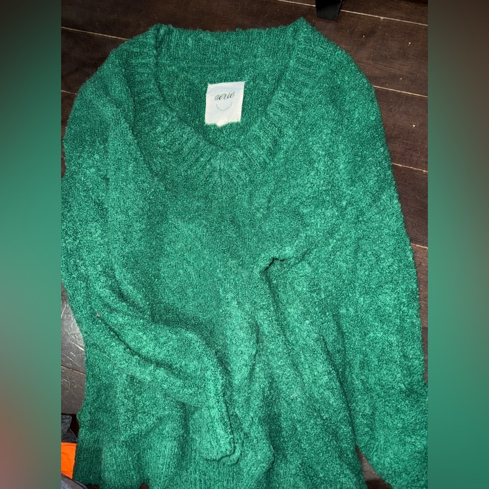 aerie Green V-Neck Fuzzy Sweater